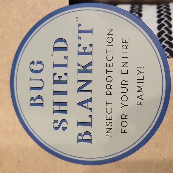 BERNINI Bug Shield Blanket, insect & repellent 56x68" NEW - Picture 6 of 14